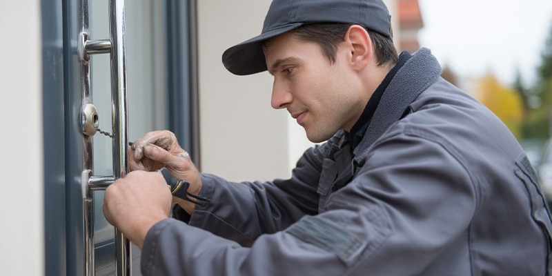 آموزش نصب درب ضد سرقت (راهنمای قدم به قدم و فنی)