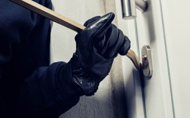 درب ضد سرقت ضد دیلم: راهنمای کامل ویژگی‌ها و ساختار امنیتی