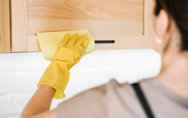 راهنمای کامل نگهداری درب ضد آب: چگونه عمر درب PVC خود را افزایش دهیم؟