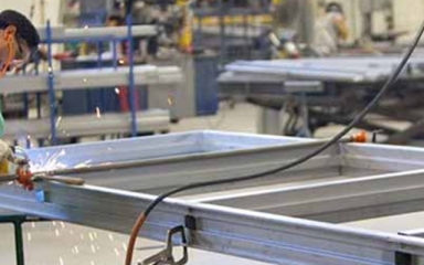 مراحل تولید درب ضد سرقت: سفری از ورق فولادی تا یک درب امن و باکیفیت