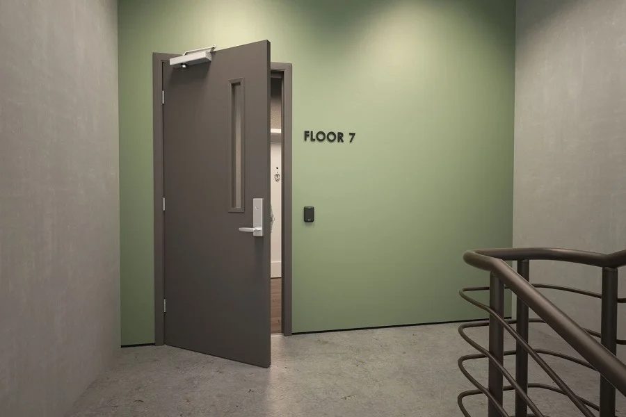 قیمت درب ضد حریق: ۷ عامل موثر بر هزینه و راهنمای خرید اقساطی