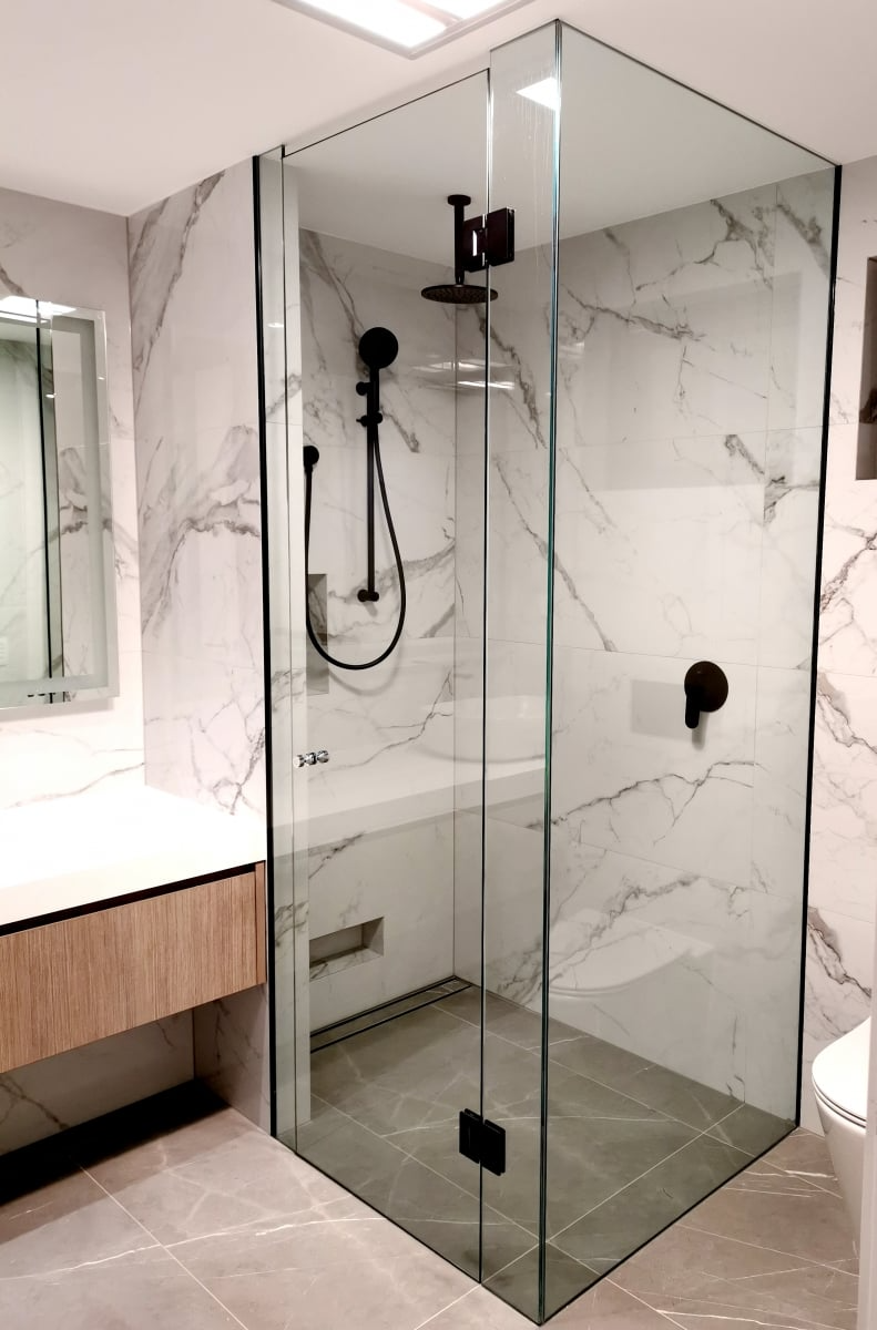 کابین دوش ریلی