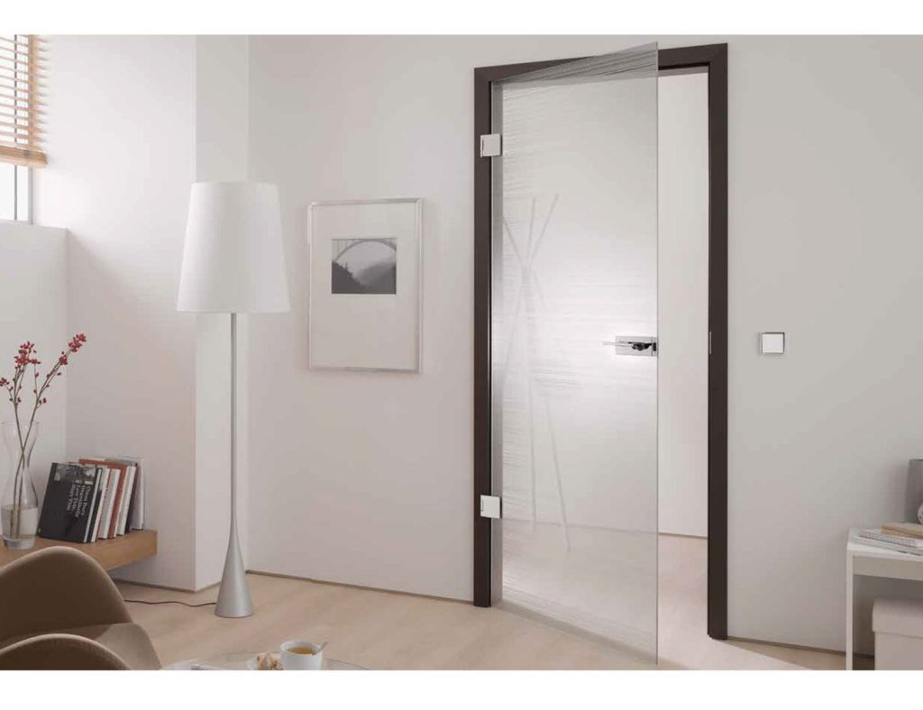 درب لولایی شیشه ای